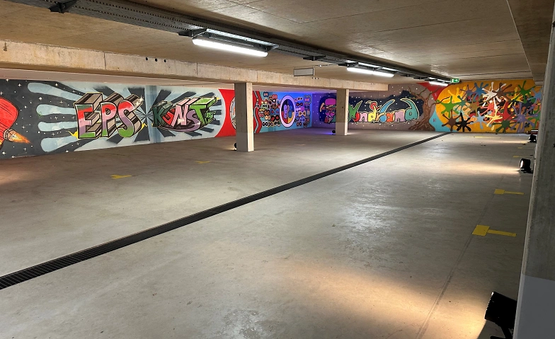 Schluss mit Schule – rein in die Garage · Bild 1