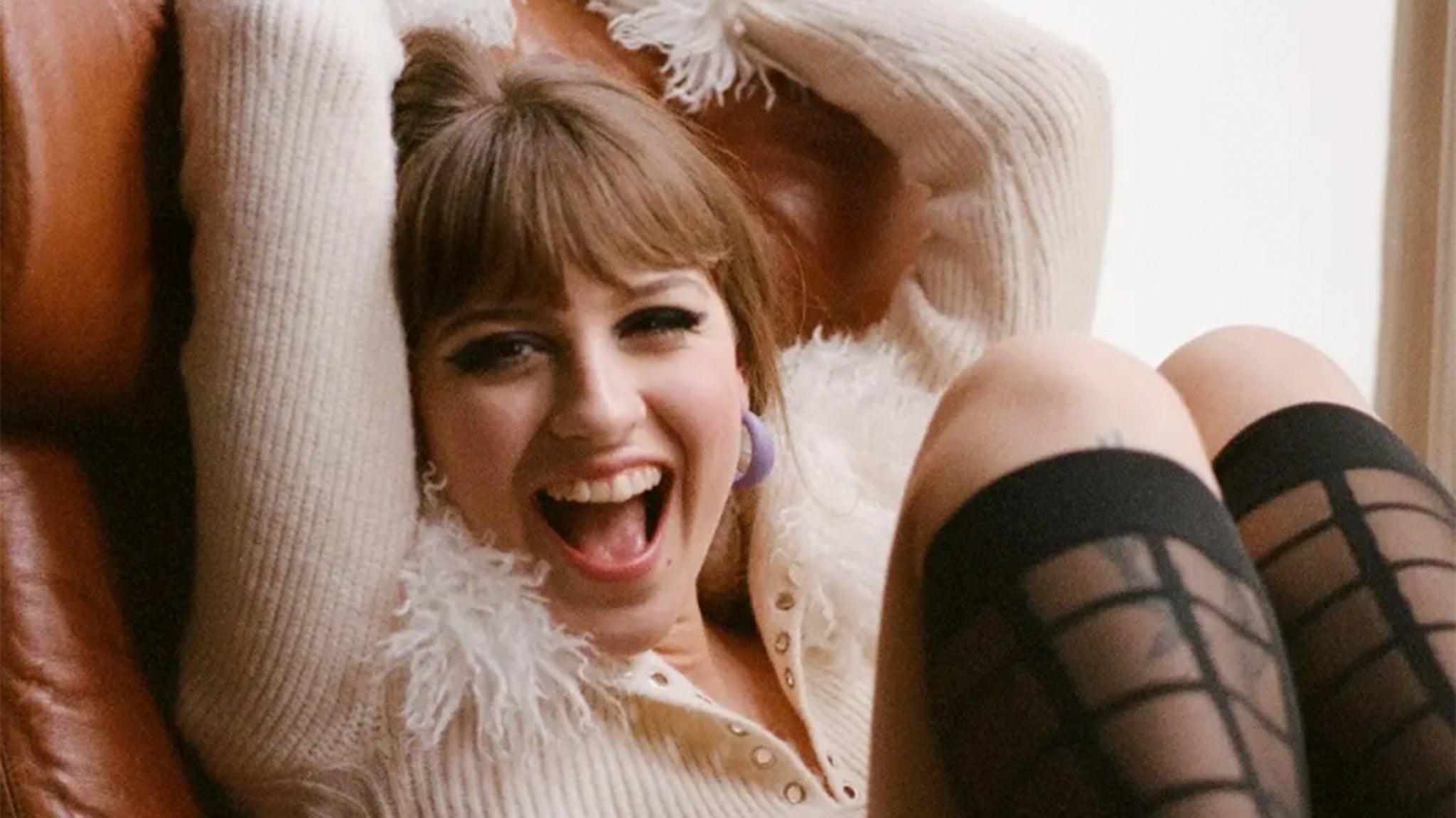 CHLOE SLATER - riot youth tour · Bild 1