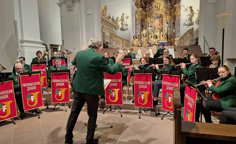 Adventskonzert im Neumünster – Fränkische Jäger · Bild 1