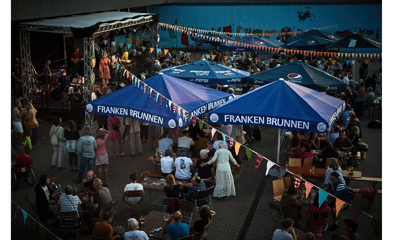 "Das Sommerfest" · Bild 1