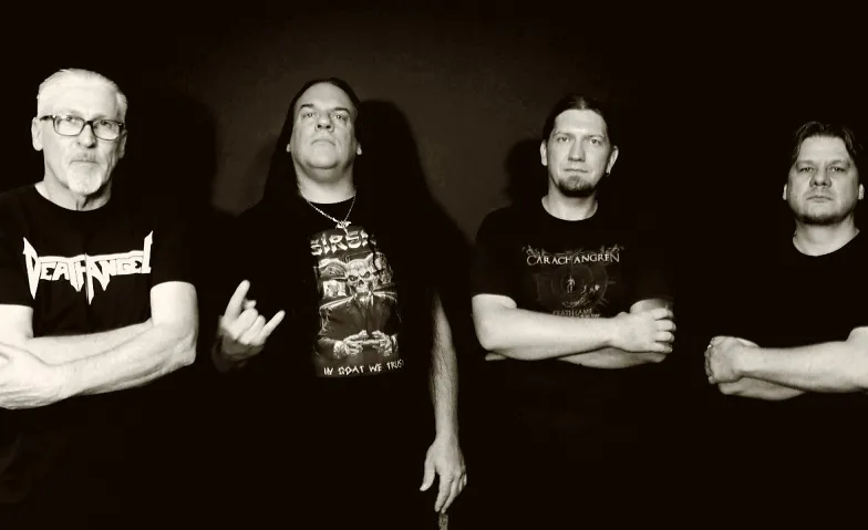 Sirens, Nachtschreck & Crimson Twilight · Bild 1