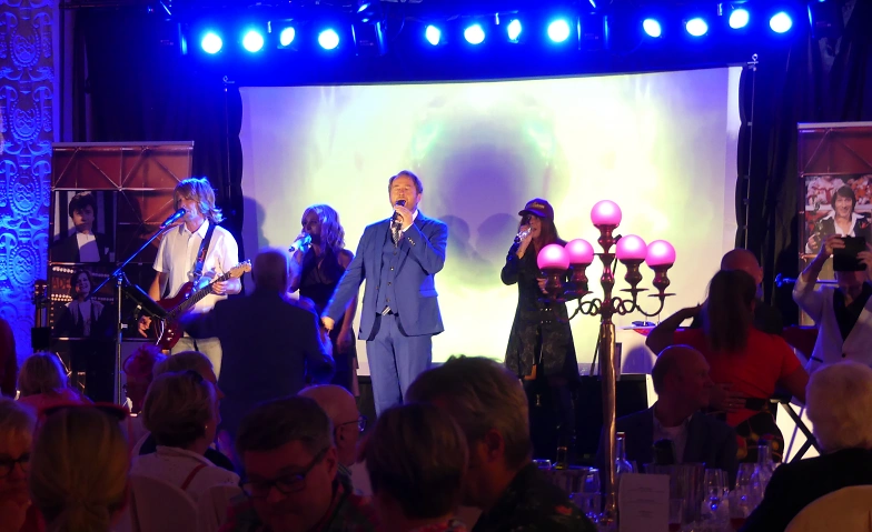 Das perfekte Schlager Dinner Starnberg – Live Show & Musik · Bild 1