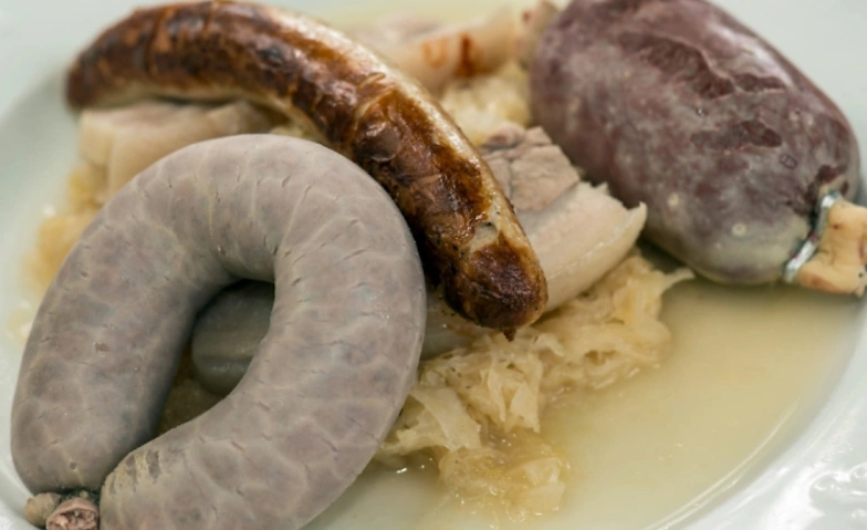Dreizehnte Kärwa-Schlachtschüssel · Bild 1