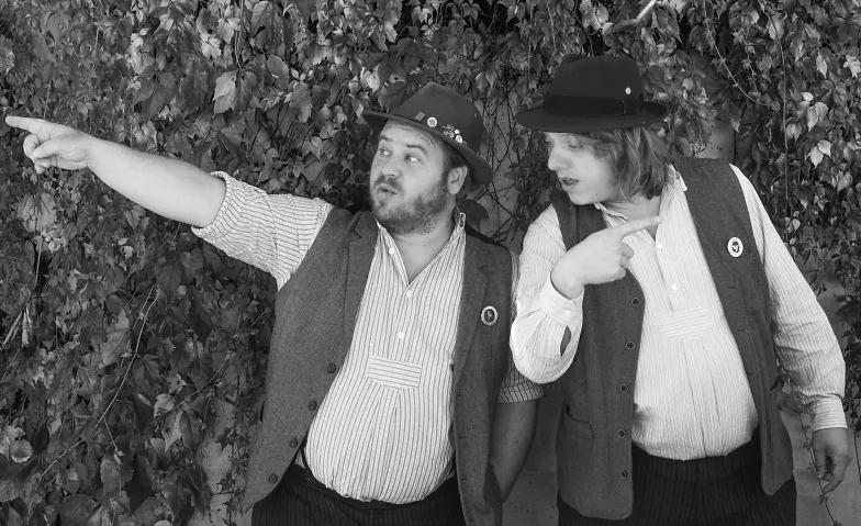 Tom & Basti -"Zwoaschneidig" · Bild 1