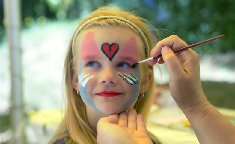 SPIEL & FREUDE FÜR KINDER in der großen Spiel-Oase · Bild 1