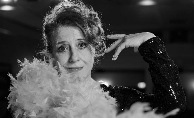 Luise Kinseher "MARY FROM BAVARY" Endlich SOLO! · Bild 1