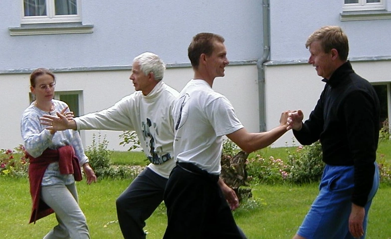 Tai Chi steigert ihr Körperbewusstsein · Bild 1